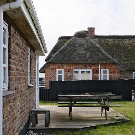 Strandfogedgarden Holiday home Ulfborg